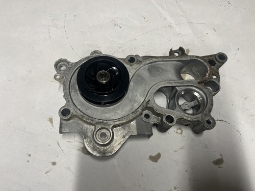 VW JETTA Mk7 2019 Wasserpumpe 04E121042 1,4 Benzin