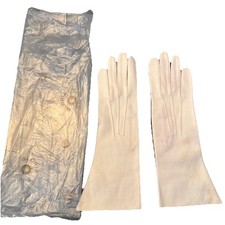 Vintage Gloria Ladies Gloves Ivory Straight Flared Edge W Packaging SZ 5.5/6