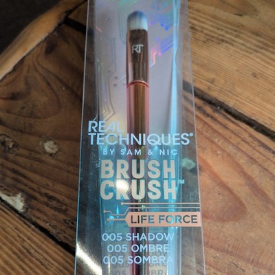 Real Techniques Make Up Pinsel Crush Limited Edition 005 Shadow Brush 