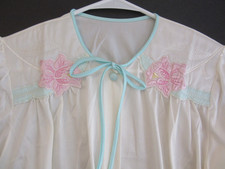 Lorraine Robe Nightgown Peignoir vtg Set Sz S Ivory Satin Floral Applique NOS