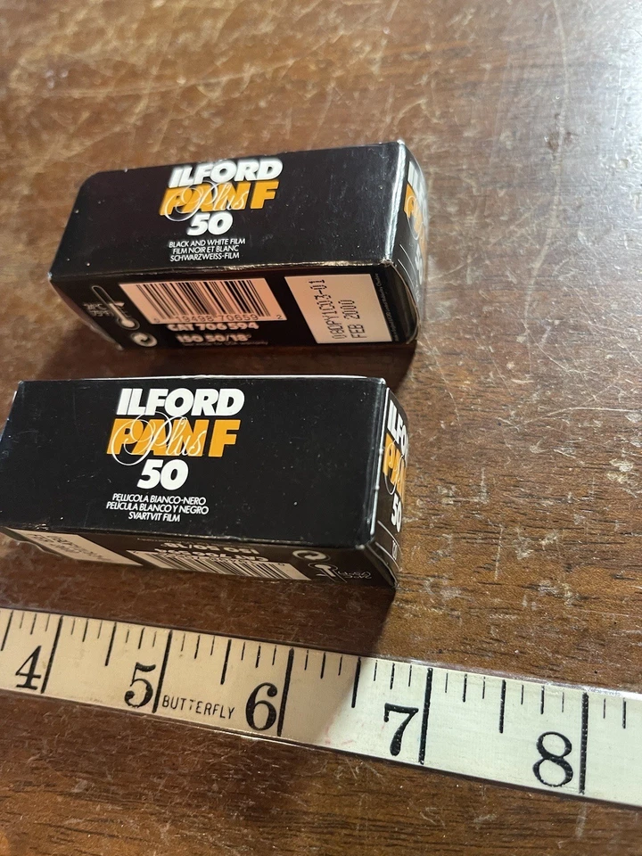 НОВЫЙ ЗАПЕЧАТАННЫЙ лот пленки Ilford Pan F 50 черно-белая ISO 50/18 нераспечатанная просрочена в 2000 году - Изображение 3 из 4