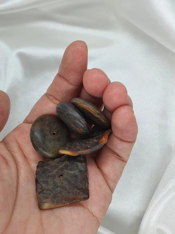 lot of (6) vintage czech brown mixed square round beads buttons diy - Image 3 of 3