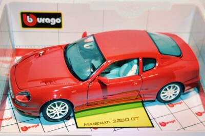 Maserati 3200 GT   OVP   Burago   1:18