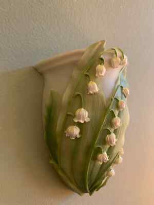 Ibis and Orchid Design Lily of the Valley Bonded Marble Wall Vase