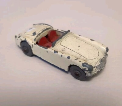 MATCHBOX 　No.19 MG A SPORTS CAR Vintage No.19 Lesney Matchbox MG A Sports Car Diecast Cream & Red