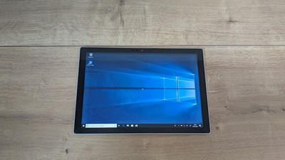 Microsoft Surface Pro 5 1796 i5-7300U 12,3'' 8GB RAM 128GB SSD Displayschaden