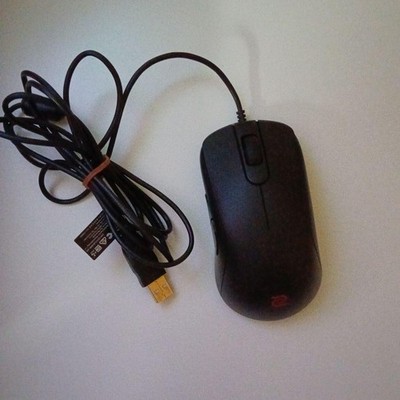 BenQ Zowie S2 Gaming Mouse Wired Black Used