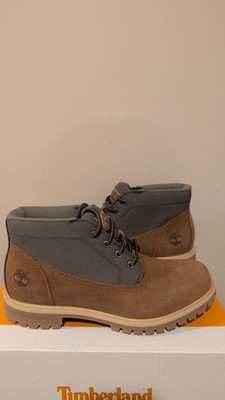 New Timberland Men's Heritage Mid  Lace Chukka  Boot NIB