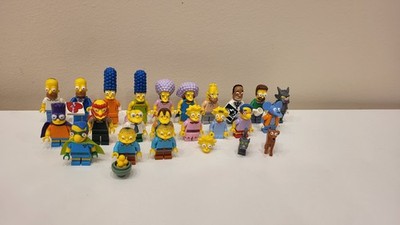 Lego Simpsons Minifigure Collection konvolu 21 Figures and accesoires
