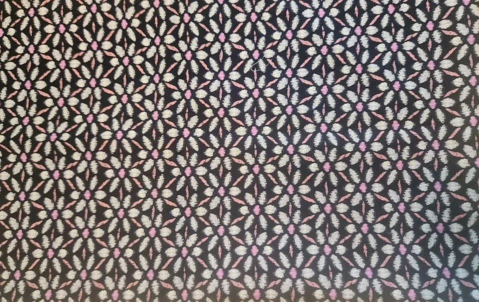 Fibras de Rowan Westminster, por Victoria & Albert Museum, "Divinity" 44x1yd Foto 4 de 4