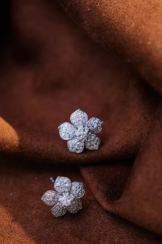 Round Cut Simulated Diamond Gorgeous Flower Stud Earring 14k White Gold Plated - Picture 5 of 5