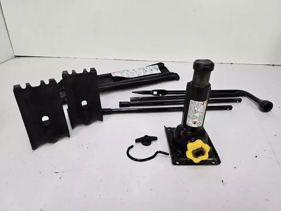 1999-2014 GMC Sierra 1500, 2500, 3500  Emergency Jack Kit Tool OEM Genuine Part - Image 3 of 4