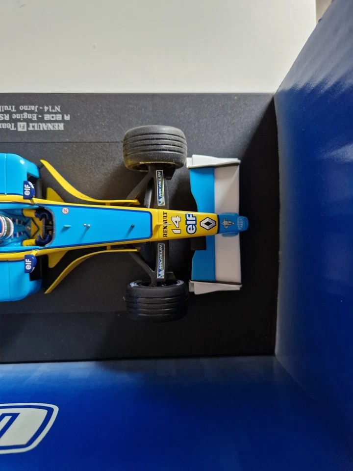Universal Hobbies 1/18 Renault F1 RS22 J. Trulli - 2002 - 2192 - Immagine 4 di 4