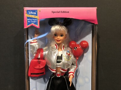 Walt Disney Warld2000Barbieディズニーワールドバービー Walt Disney World Exclusive Barbie Doll 2000 Anniversary