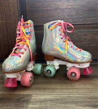 LIKU Iridescent Light Up Quad Roller Skates Girls Kids Size 1-2