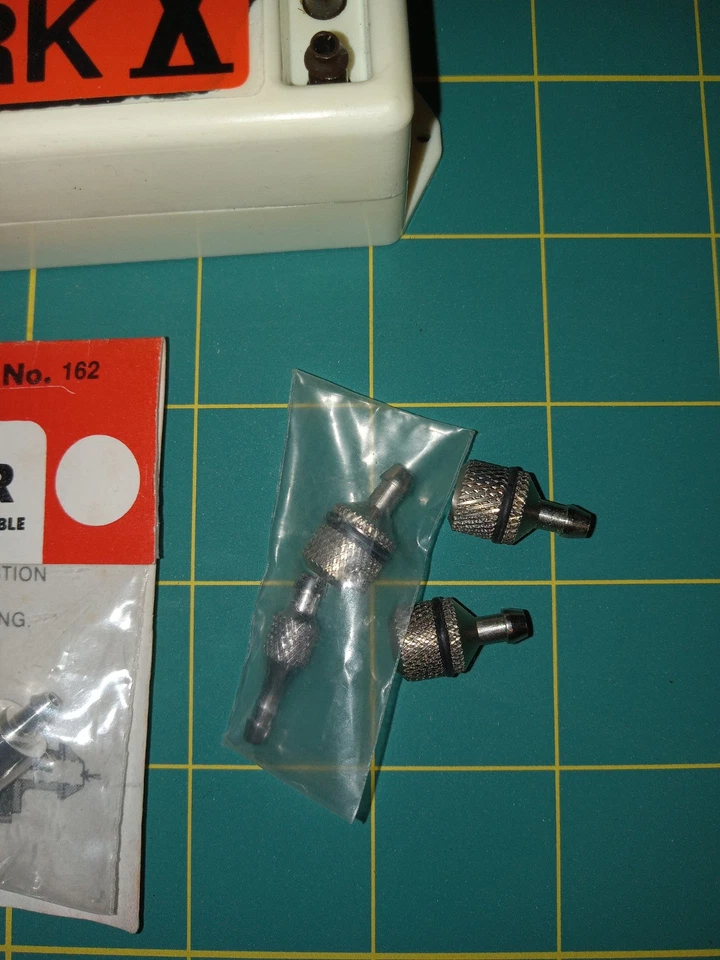 Vtg Sonic-Tronics Mark X Electric Nitro Fuel Pump Dubro Filters, Pranther Line  - Image 2 of 4