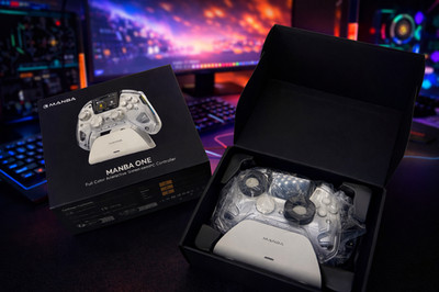 MANBA ONE Wireless Gaming Controller w/ Interactive Screen | PC Switch iOS Andro