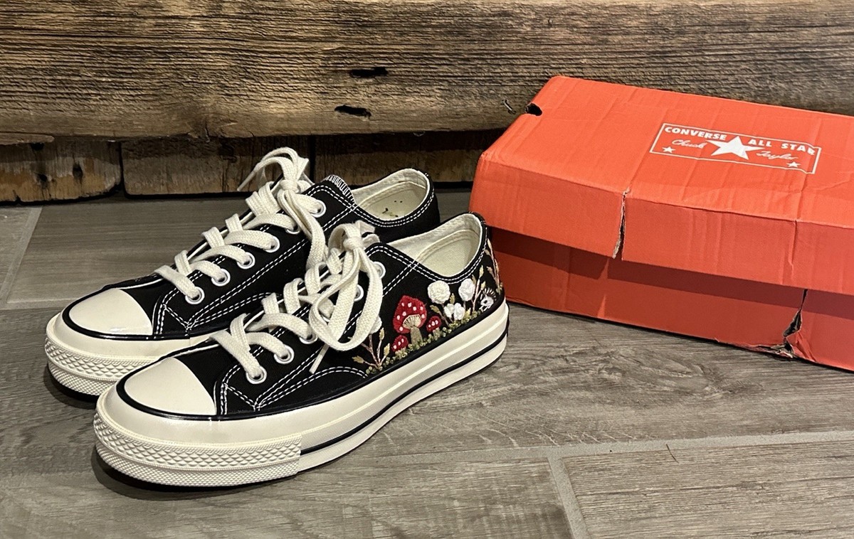 CONVERSE All Star Floral Embroidery Platform Black Sz New Mushroom  Hedgehog