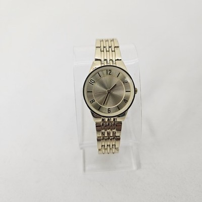 Elegant Gold Tone Women's Quartz Wristwatch with Gold Dial & Bracelet 6.5 inch