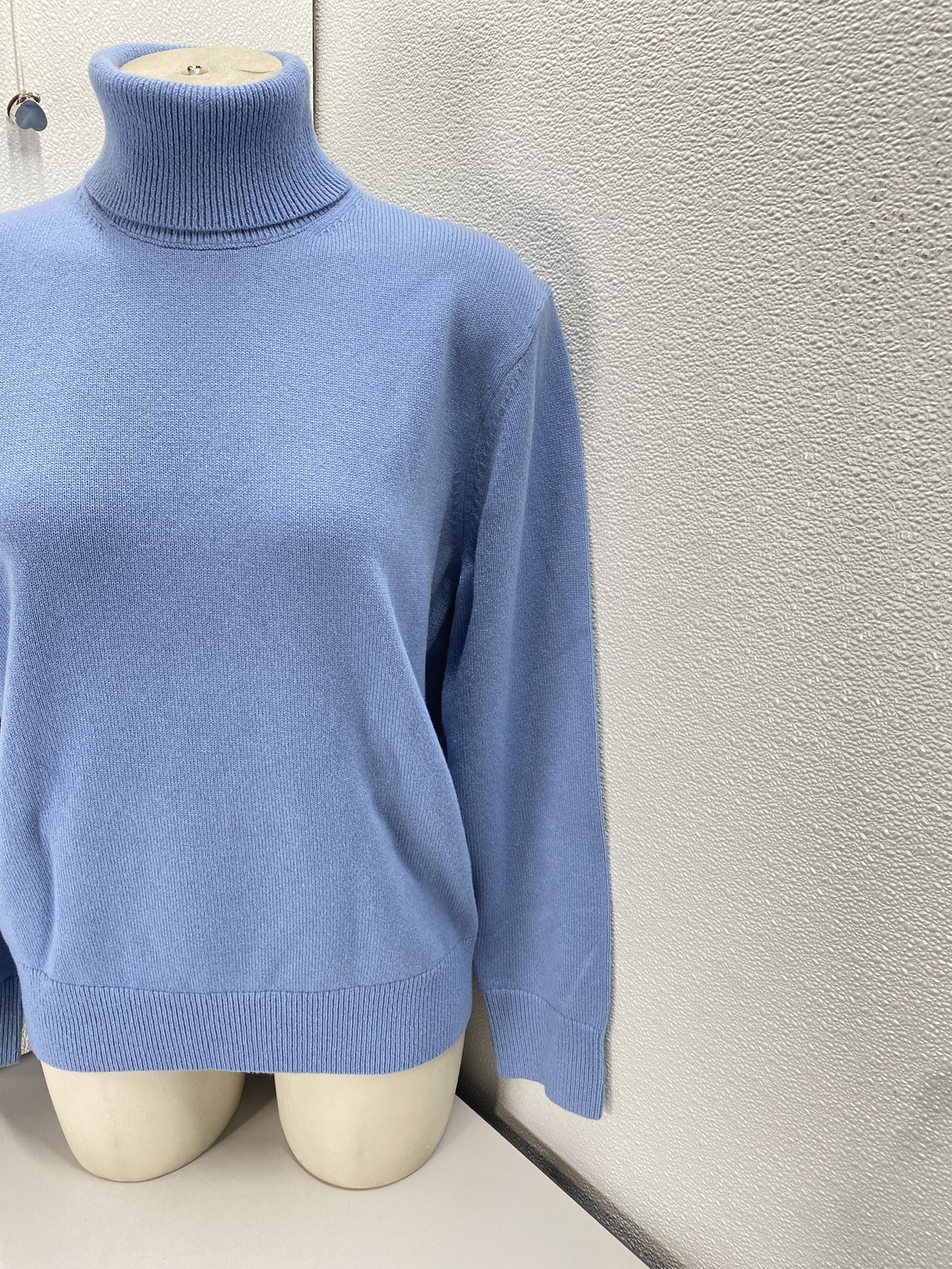 Michael Kors Womens Soft Cashmere Turtleneck Sweater Size M Lake Blue thumbnail 2