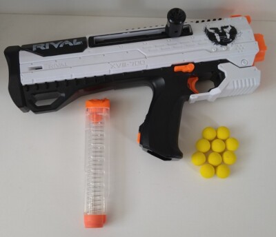 Nerf Rival Helios XVIII-700 Phantom Corp Blaster No1 + 10 Original Nerf Munition RAR