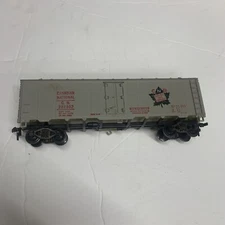HO Athearn 1604 Canadian National 40' Wood Reefer CN 207902 CNR Serves