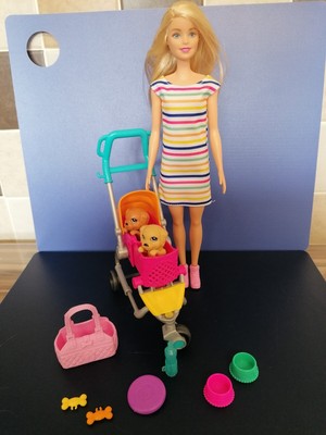 Mattel Barbie Stroll n Play Welpen Spielset mit Kinderwagen, Hunden und blonder Barbie