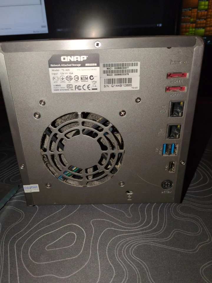 QNAP TS-420 4 Bay NAS **NOT WORKING** - PARTS ONLY - NO HDDs Black - Image 3 of 4