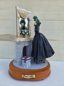 Gone with the Wind Music Box "Scarlett in Green Bonnet" San Francisco Co. (RARE)