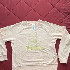 Disney Disneyland Women's L Pink Crewneck Pullover Fleece Sweatshirt Logo