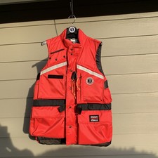 Mustang Ocean Class Marine Wear Adult Medium Float Vest with Harness MC3700