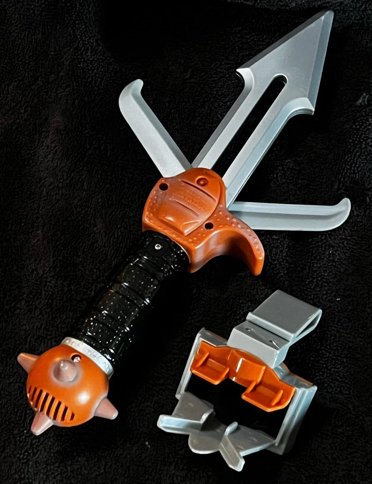 CUCHILLO D'K TAHG • FUNCIONANDO • STAR TREK LA SERIE ORIGINAL • PLAYMATES Foto 2 de 2