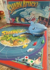 Shark Attack! The Motorized Race and Chase Game! Milton Bradley Vintage 1988