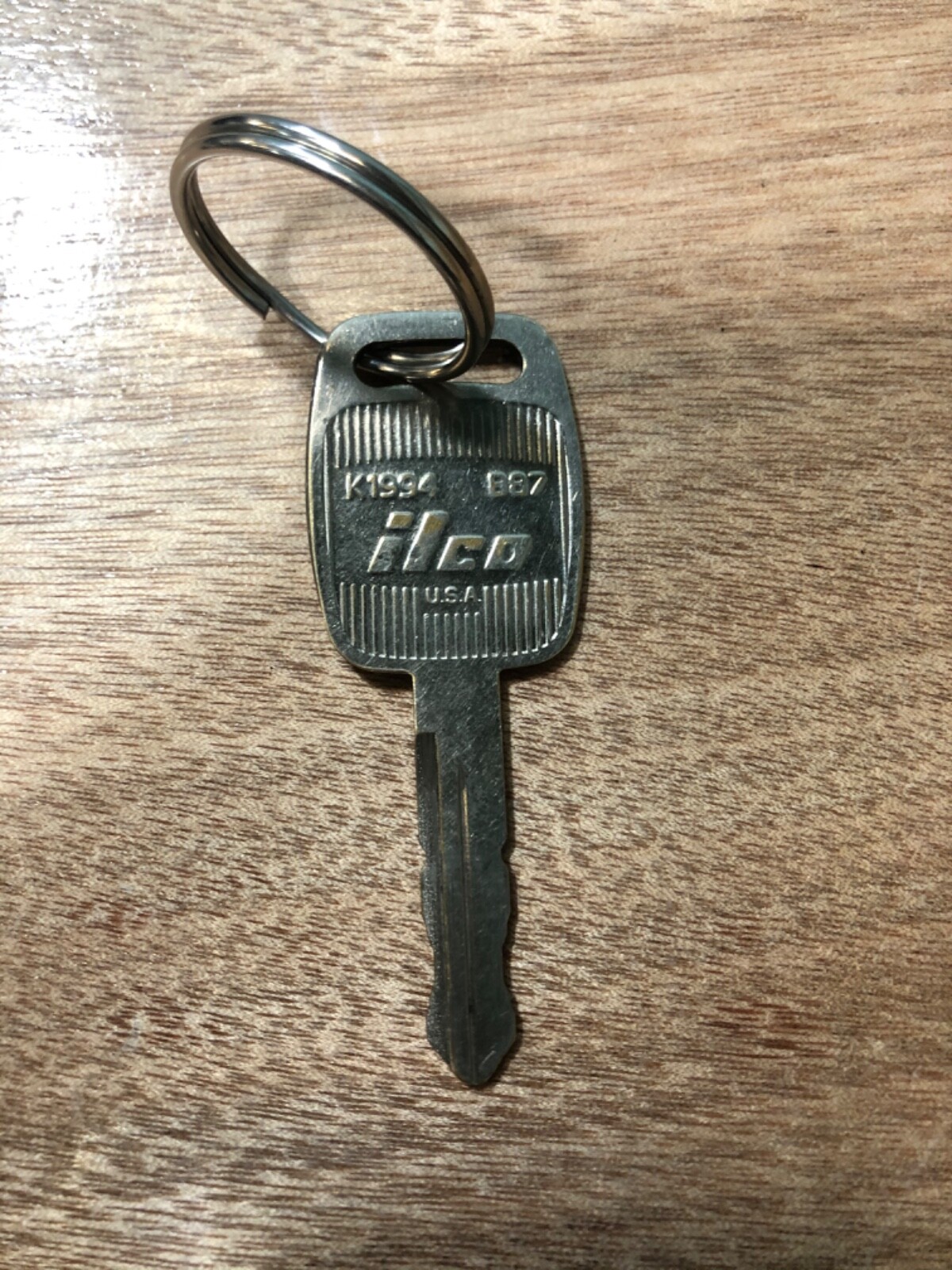 Peterbilt Ignition Switch Panel W Key P/N S646063M02 eBay