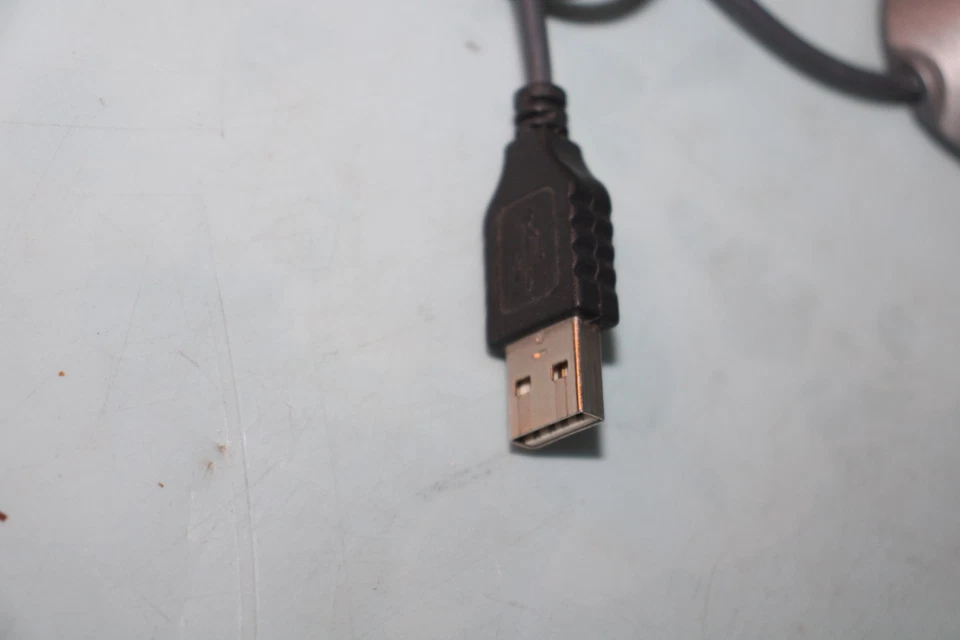 Logitech Trackman Marble USB T-BC21 Mouse 804377-0000 RED MARBLE BALL - Image 3 of 3