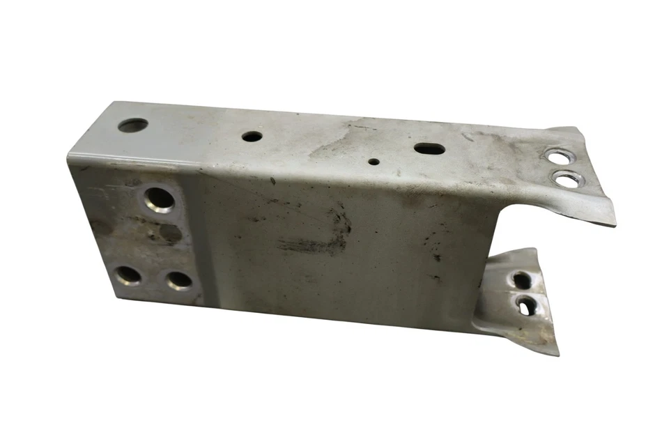 Оригинальный кронштейн для усиления переднего левого бампера 17–20 Jaguar XF XE X260 - Изображение 4 из 4