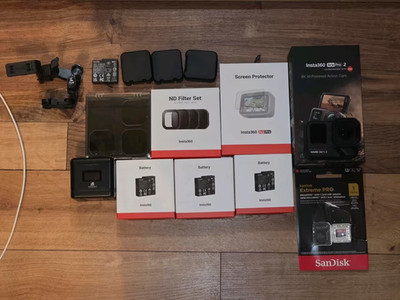 Insta360 Ace Pro 2 Action Kamera mit Zubehör Set