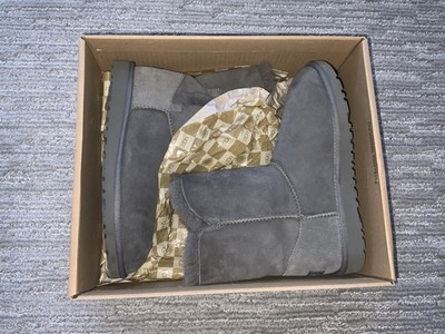 UGGs K Bailey Button Boots  5991 YK/GREY  Size 6