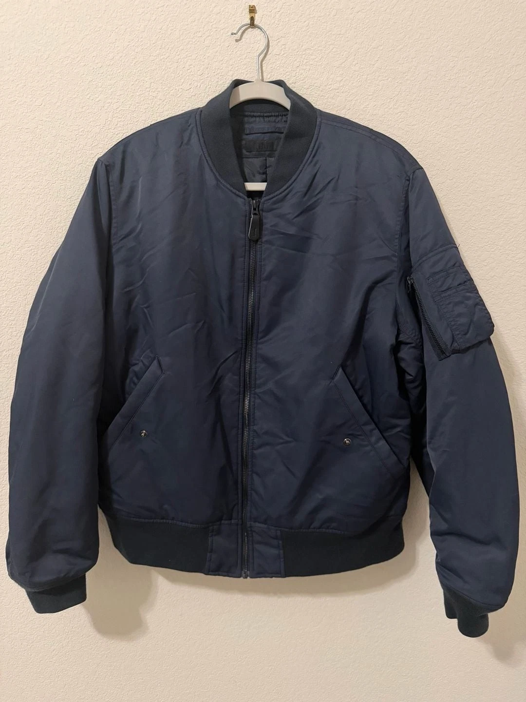Uniqlo Men's MA-1 Bomber Jacket Navy Blue Size S - product detail image 1