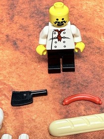 LEGO CITY: Chef w/ food stand: Set 8397 retired. No Manual.