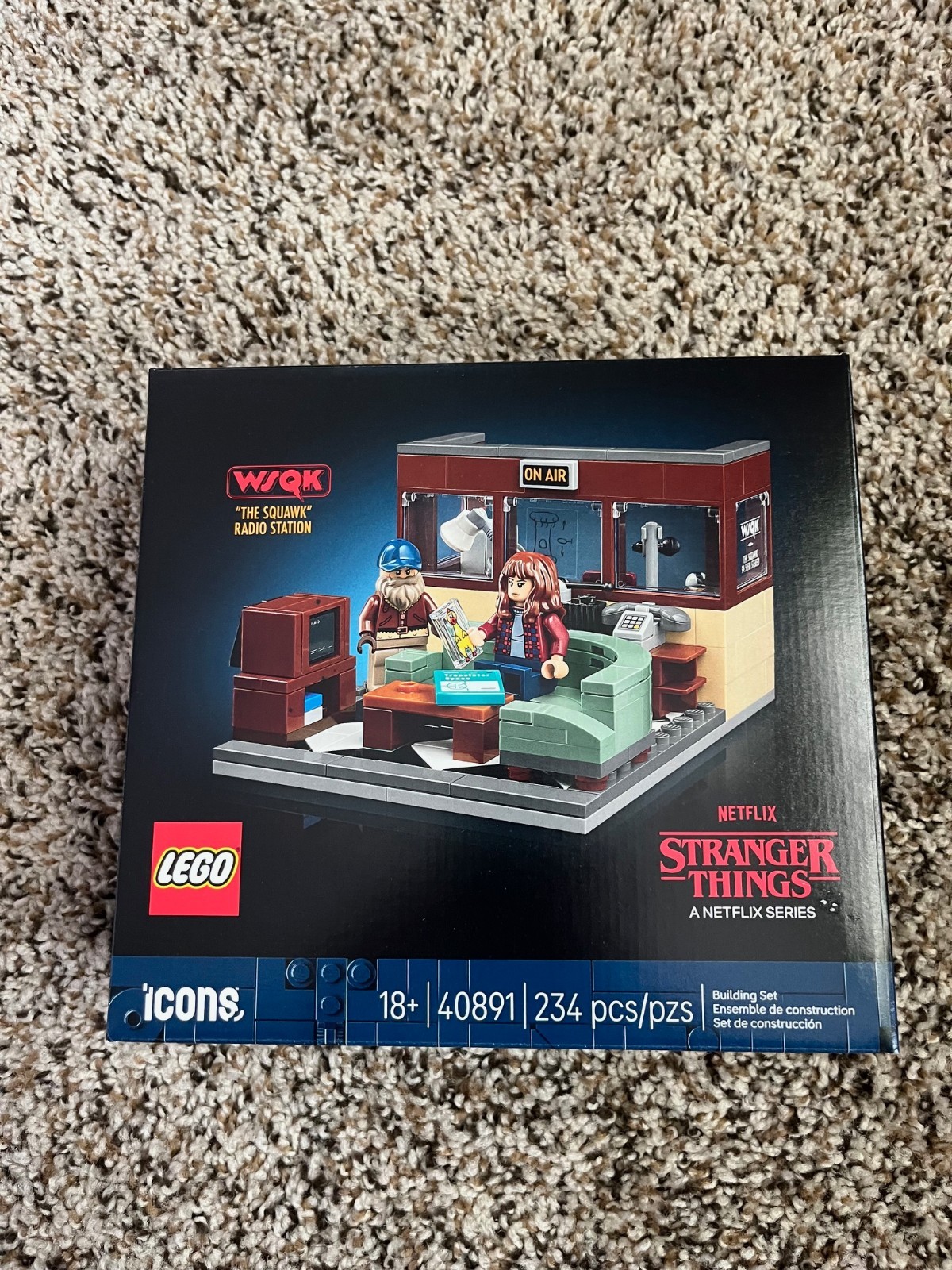 LEGO Stranger Things 40891 WSQK Radio Station (New and Sealed)