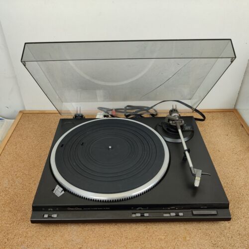 Technics Direct Drive Automatic Turntable System SL DD33 - Picture 1 of 13