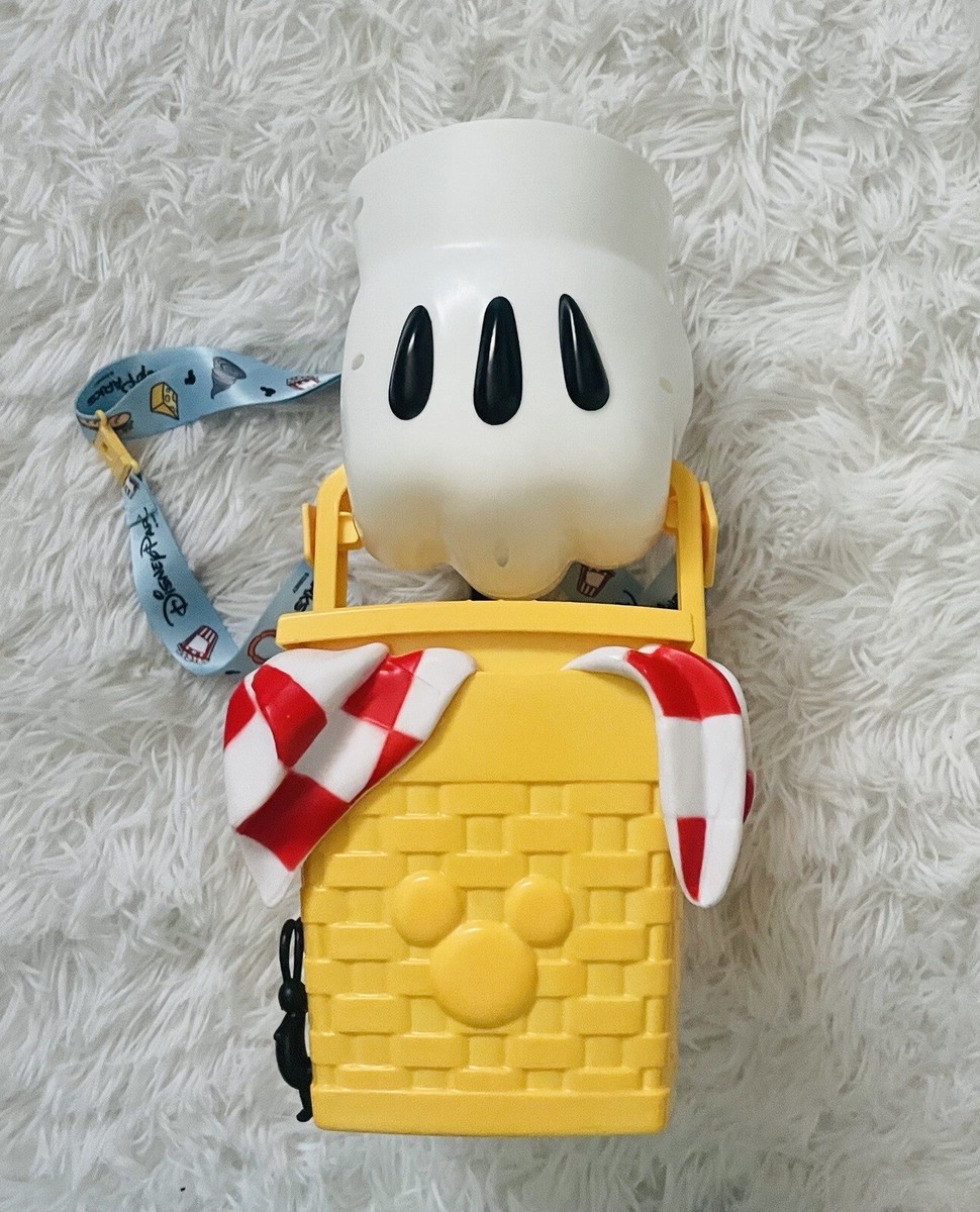 DISNEYLAND TOON TOWN PICNIC BASKET WITH MICKEY GLOVE HANDLE ~ NEW