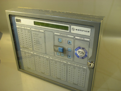Nebenstelle Notifier UZR. Brandmeldezentrale. 80 Gruppen Schrank    (84)  