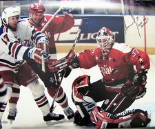 Olaf Kolzig signed 16 x 20 Washington Capitals 
