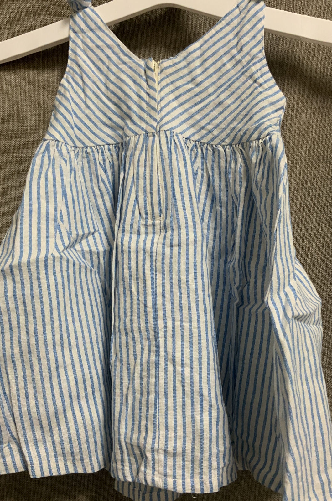 Picture 2 of 3