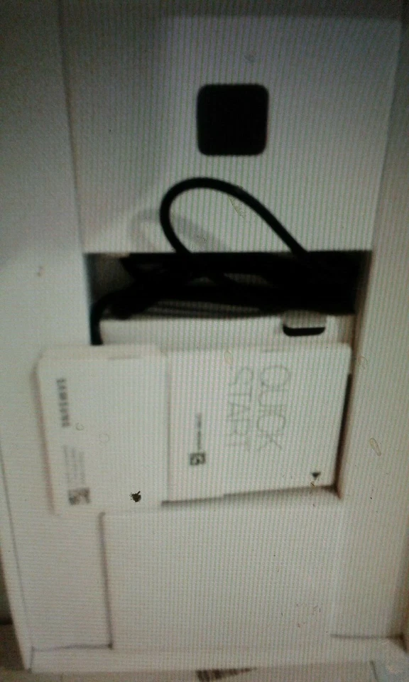 samsung galaxy tab A  32GB tablet with WIFi - Image 2 of 4