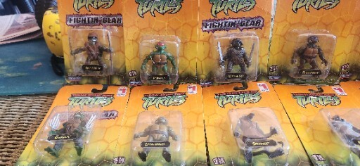 Teenage Mutant Ninja Turtles lot  TMNT 2" Mini Action Figures 2003 Playmates 