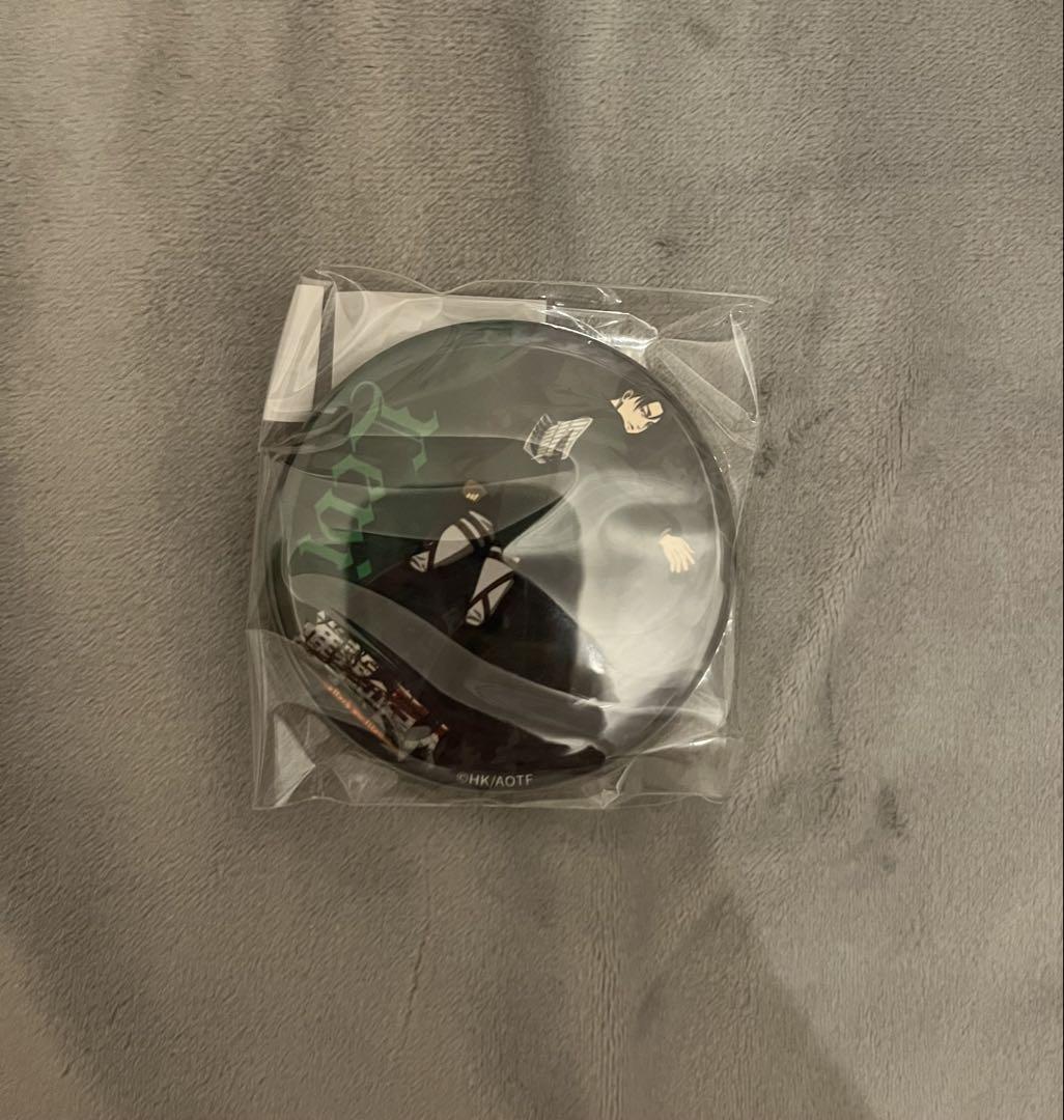 Attack On Titan Levi Can Badge Karamorukuji