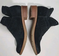 SÖFFT Brinkley Laser Cut Leather Bootie Black Suede 7.5M | Never Worn Out